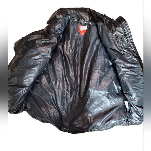 NWT Nike Cascade Down Puffer Poncho Jacket - Picture 11 of 14